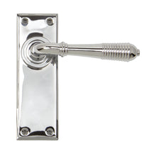 Load image into Gallery viewer, 33307 Polished Chrome Reeded Lever Latch Set