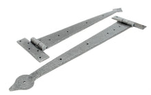 Load image into Gallery viewer, 33792 Pewter 22" Arrow Head T Hinge (pair)