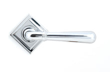 Load image into Gallery viewer, 50024 Polished Chrome Newbury Lever on Rose Set (Square) - Unsprung