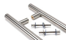 Load image into Gallery viewer, 50226 Satin SS (316) 0.6m T Bar Handle B2B Fix 32mm Ø
