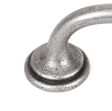 Load image into Gallery viewer, 83527 Natural Smooth 5" Hammered D Handle