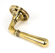 Load image into Gallery viewer, 91418 Aged Brass Newbury Lever on Rose Set