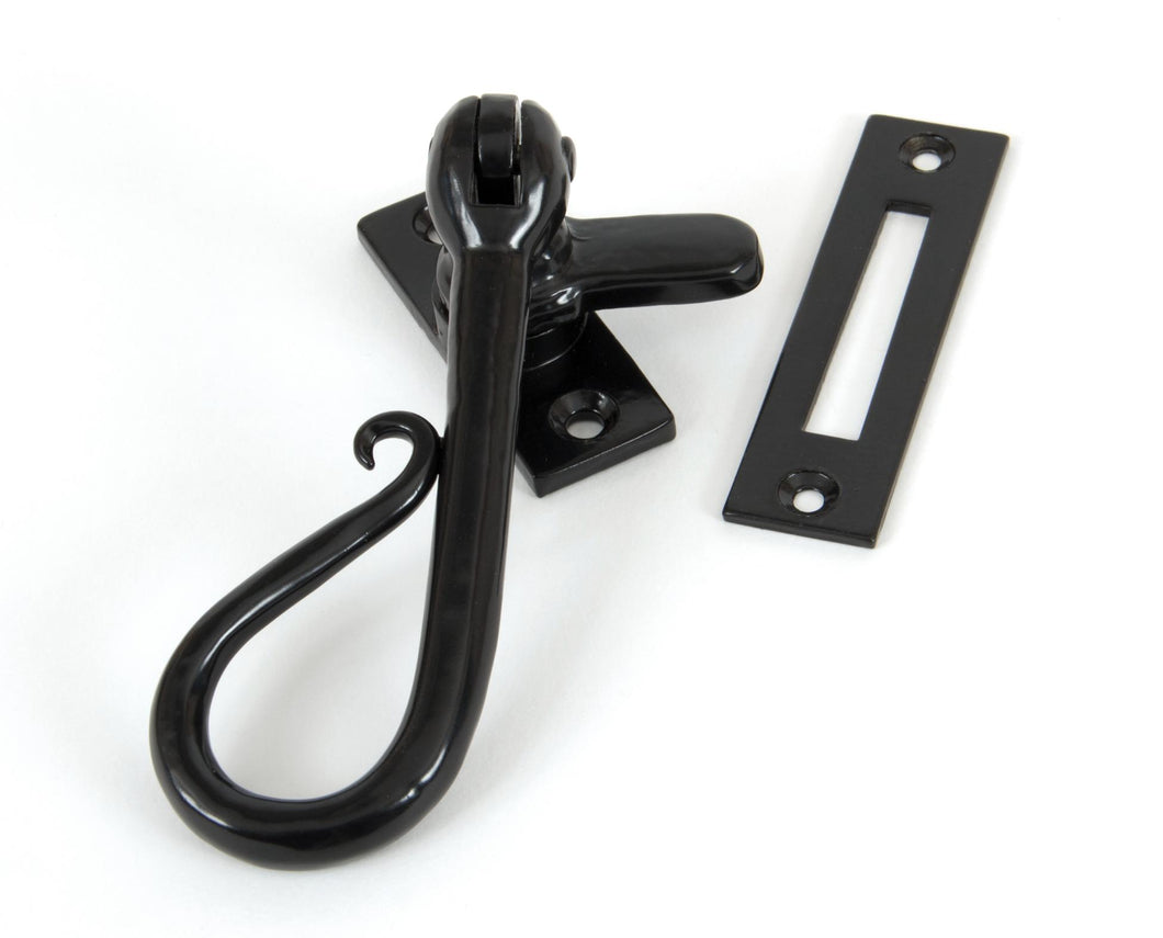 33956 Black Shepherd's Crook Fastener