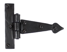 Load image into Gallery viewer, 33971 Black 4" Arrow Head T Hinge (pair)
