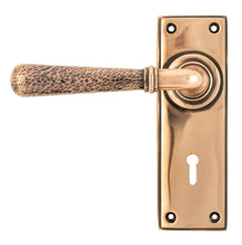 Load image into Gallery viewer, 46225 Polished Bronze Hammered Newbury Lever Lock Set
