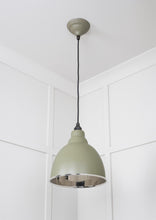Load image into Gallery viewer, 49504TU Smooth Nickel Brindley Pendant in Tump
