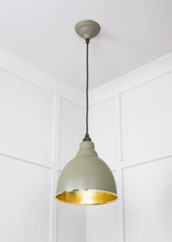 Load image into Gallery viewer, 49517TU Hammered Brass Brindley Pendant in Tump
