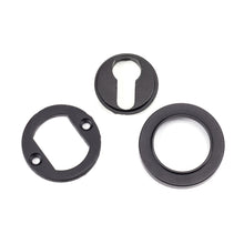 Load image into Gallery viewer, 49540 Matt Black Round Euro Escutcheon (Plain)

