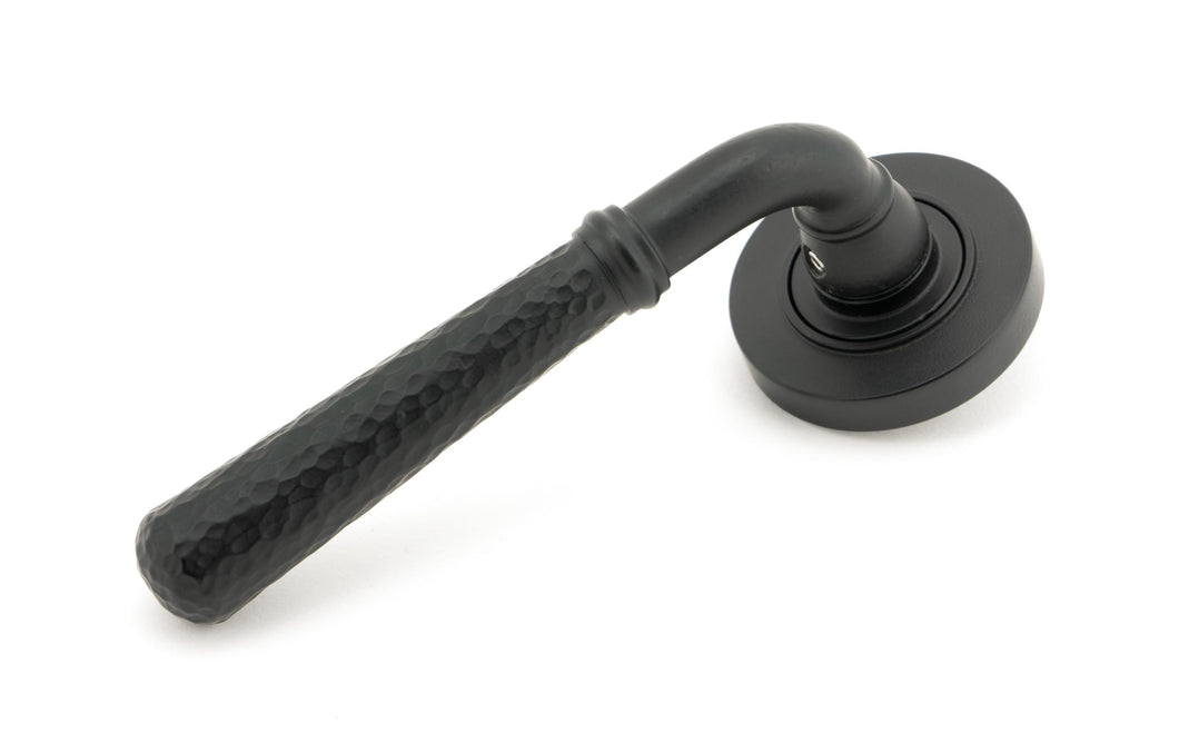 49985 Matt Black Hammered Newbury Lever on Rose Set (Plain) - Unsprung