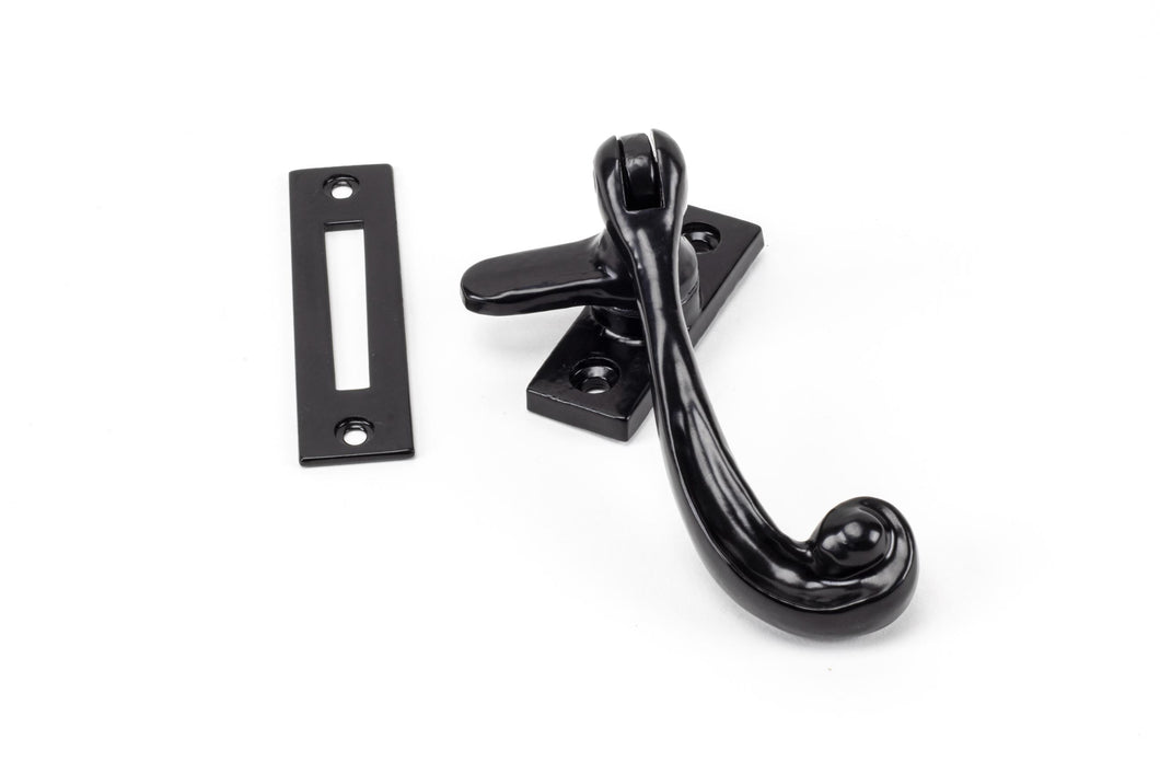 73138 Black Rosehead Fastener