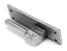 Load image into Gallery viewer, 91474 Pewter 24" Hook &amp; Band Hinge - Cranked (pair)
