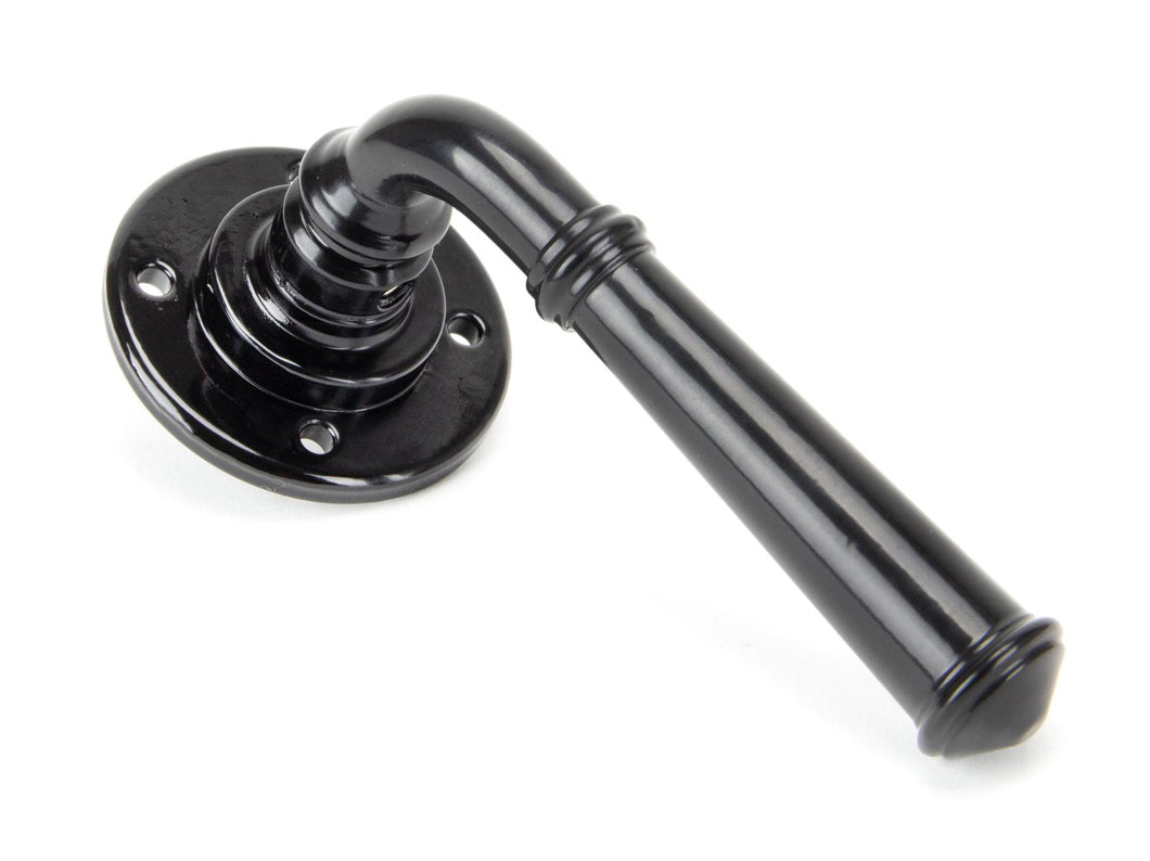 92056 Black Regency Lever on Rose Set