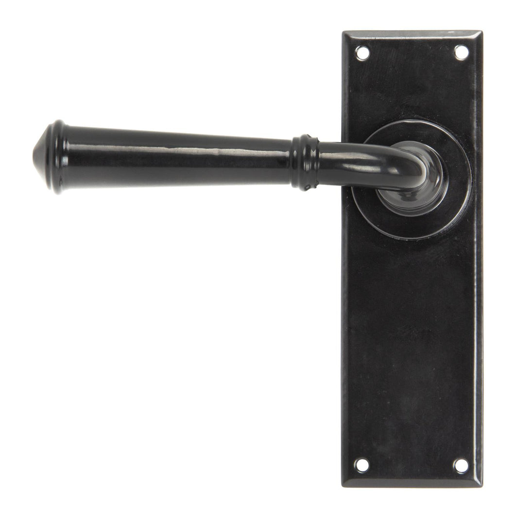 92058 Black Regency Lever Latch Set